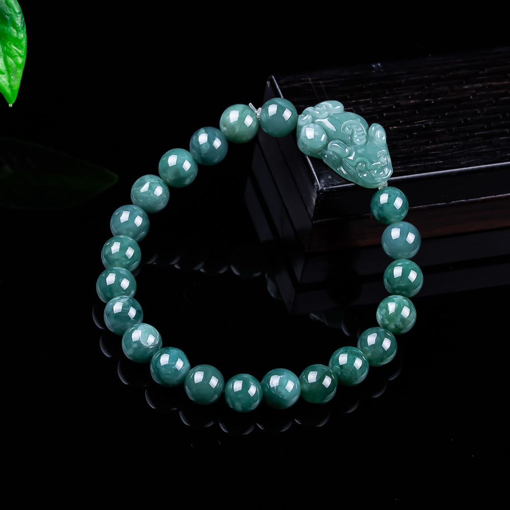 Jewelry & Watches Review - Bracciale Pixiu in Giada Birmana Naturale,