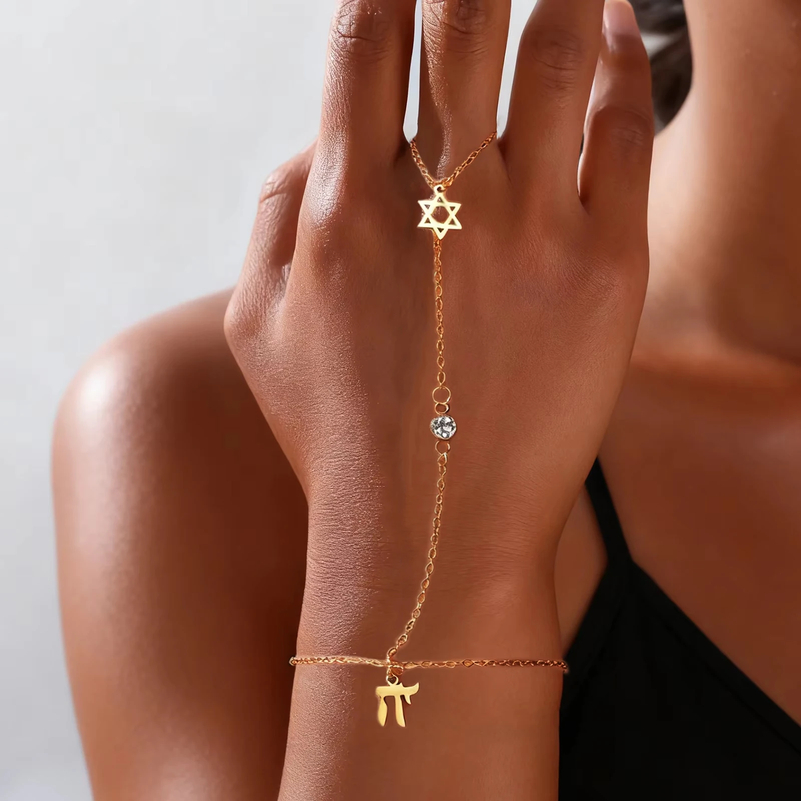 Jewelry & Watches Review - Braccialetto con Stella di David e