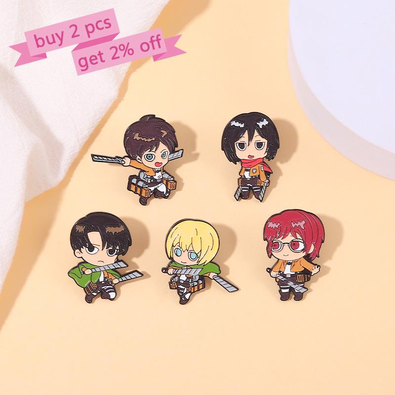 Attacco su Titano Chibi Spille - Levi Jewelry & Watches Inc recensione e prezzo