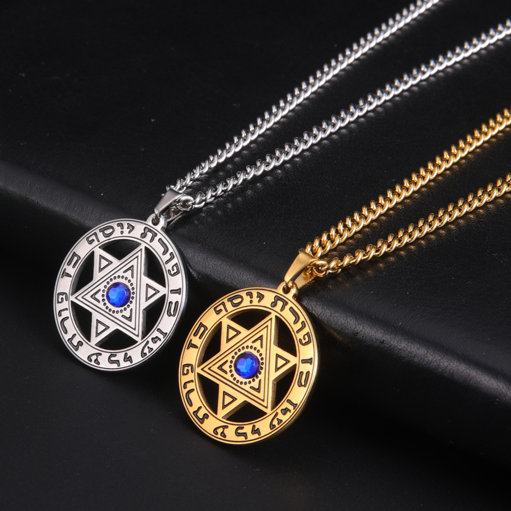Collana Minimalista con Penden - Jewelry & Watches Review recensione e prezzo