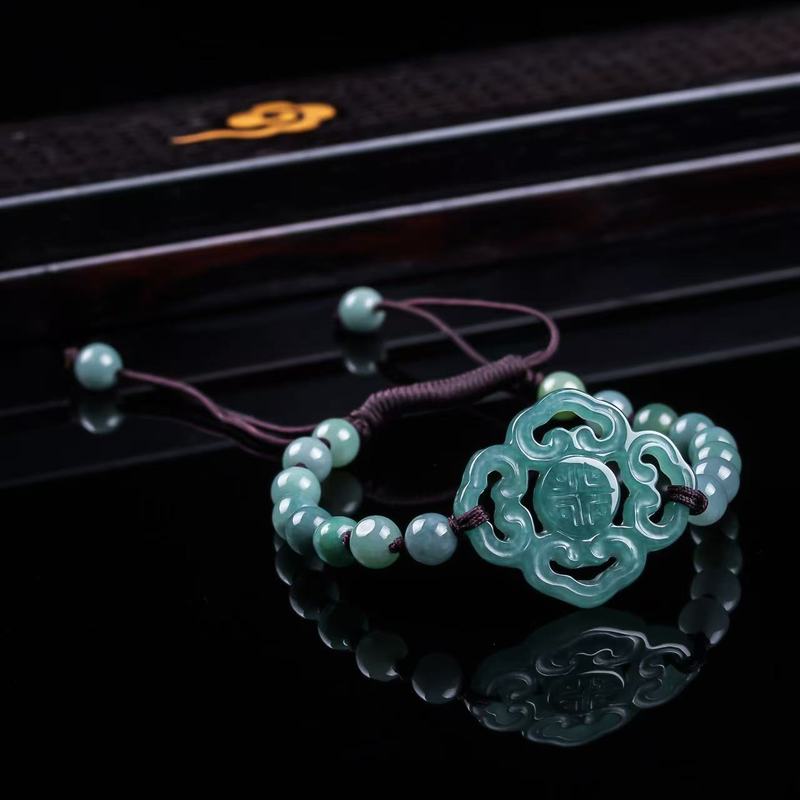 Bracciale in giadeite naturale - Jewelry & Watches Review recensione e prezzo