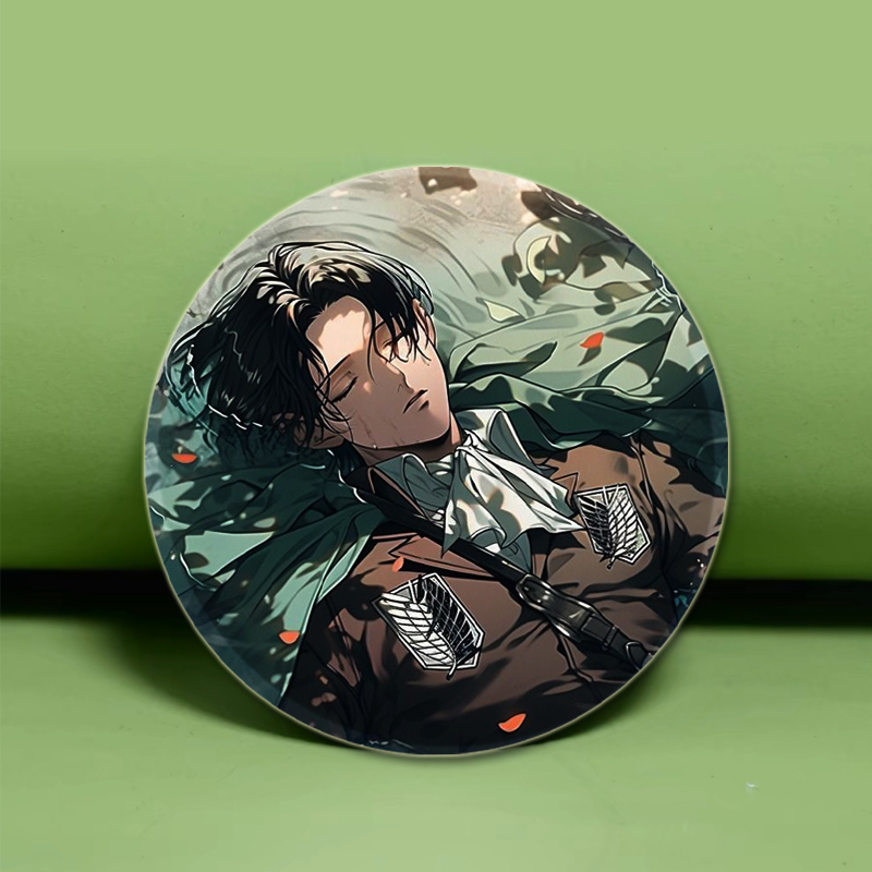 58mm Levi Ackerman Personaggio - Levi Jewelry & Watches Inc recensione e prezzo