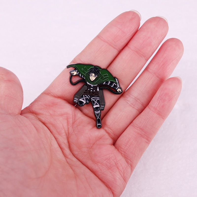 Blood Anime Attack on Titan Sp - Levi Jewelry & Watches Inc recensione e prezzo