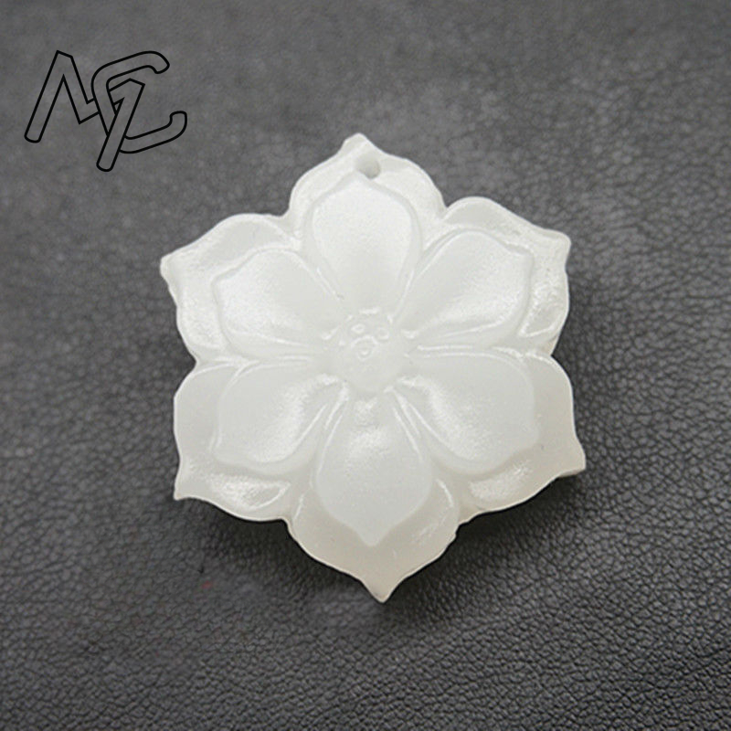 Ciondolo fiore pentagonale in  - Jewelry & Watches Review recensione e prezzo